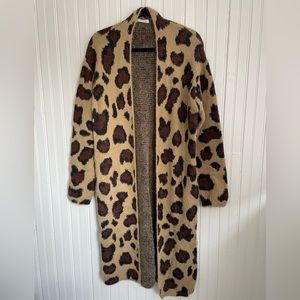 Women’s Timing Fuzzy Cheetah Print Long Cardigan Size M/L